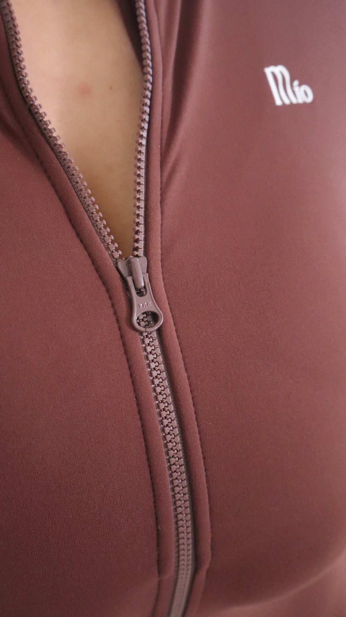 Sculpted Open-Back long sleeve