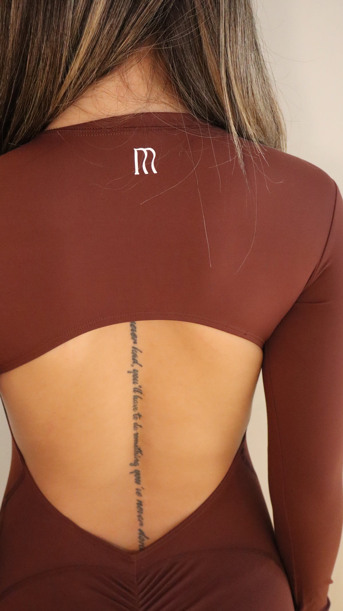 Sculpted Open-Back long sleeve
