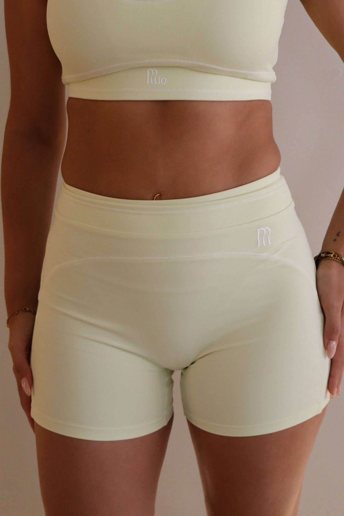 Mio Lime Short