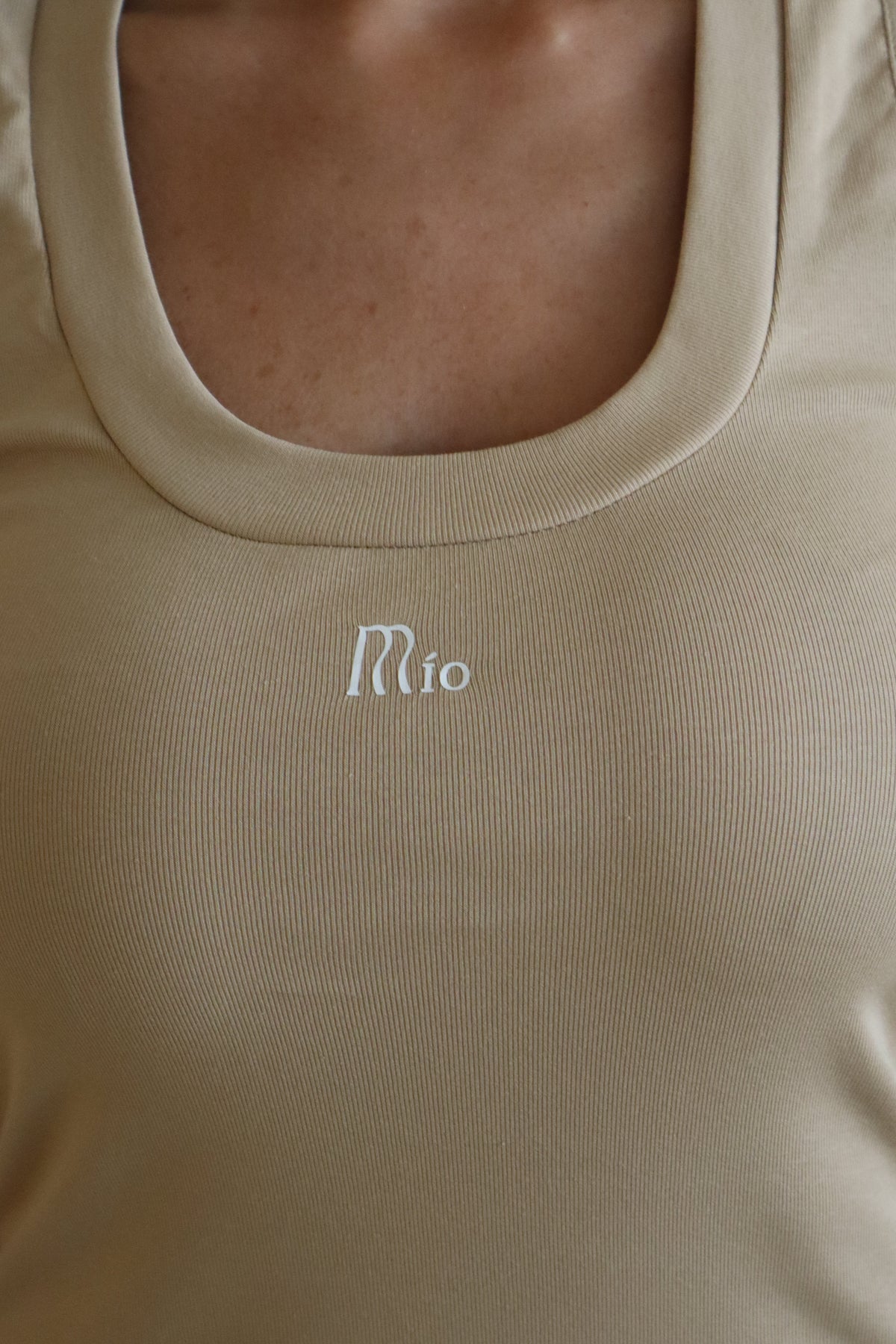 Mío Ribbed Tank Cream