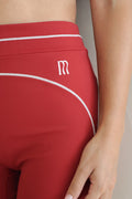 Mío Short Cherry Red