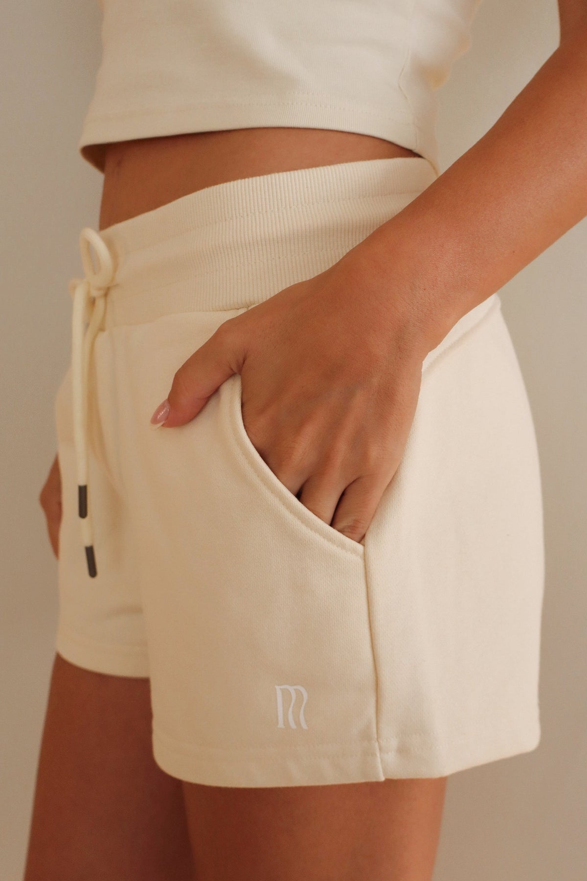 Timeless Short Cream